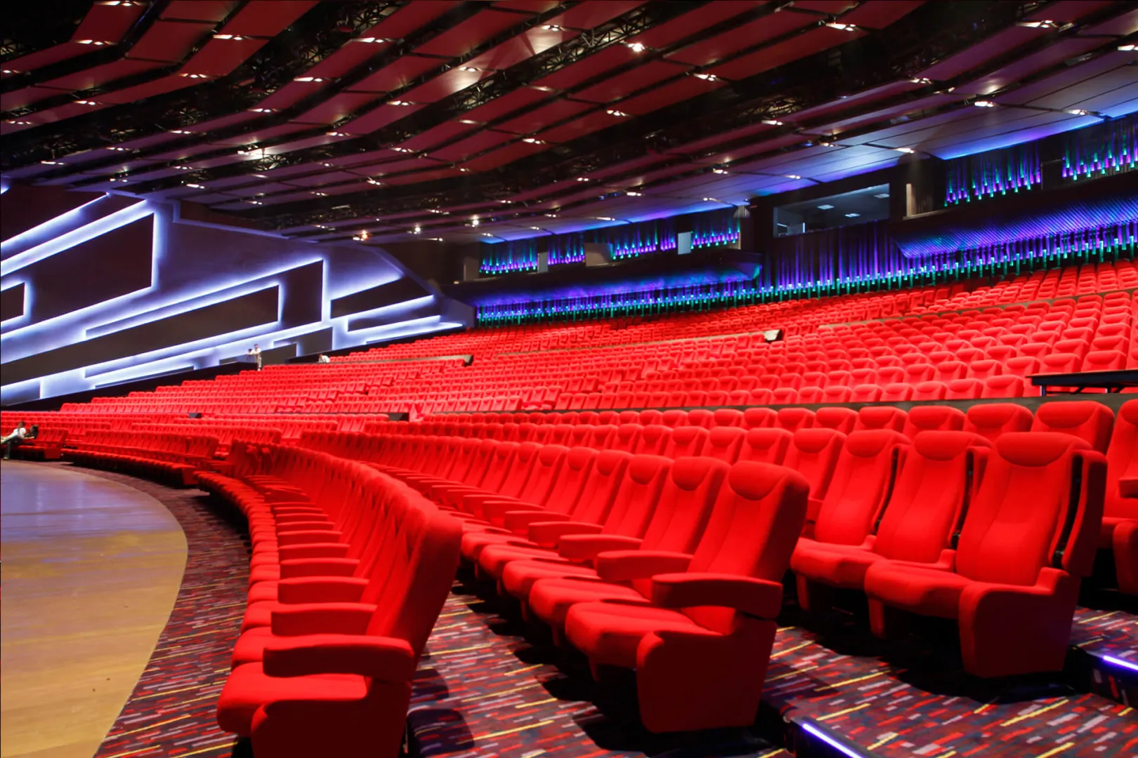 Autism and Theater: The Benefits of Performing Arts